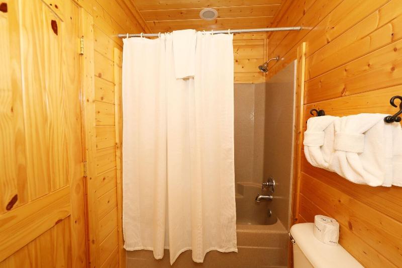 Up Up  Away - Two Bedroom Cabin image