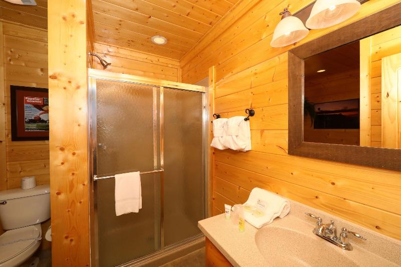 Up Up  Away - Two Bedroom Cabin image