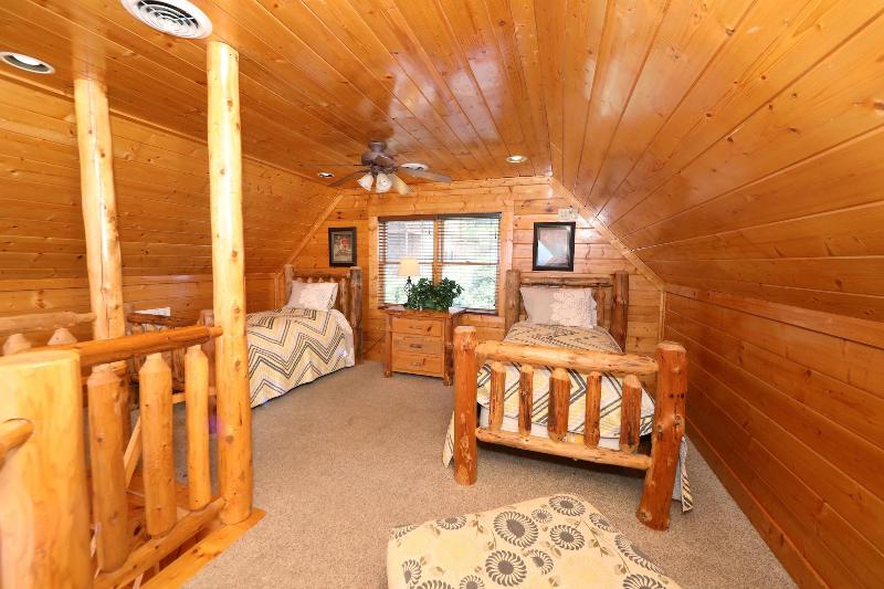 Up Up  Away - Two Bedroom Cabin image