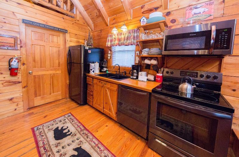 Secluded Escape - One Bedroom Cabin image