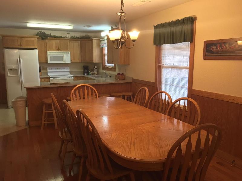 Cherry Blossom 11 - Three Bedroom Chalet image