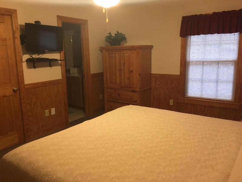 Cherry Blossom 11 - Three Bedroom Chalet image