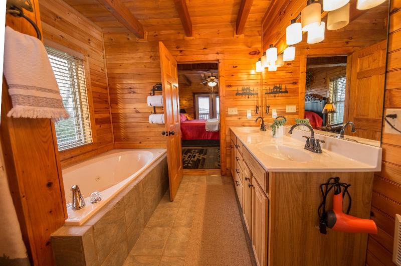 Psalm 2705 - Three Bedroom Cabin image
