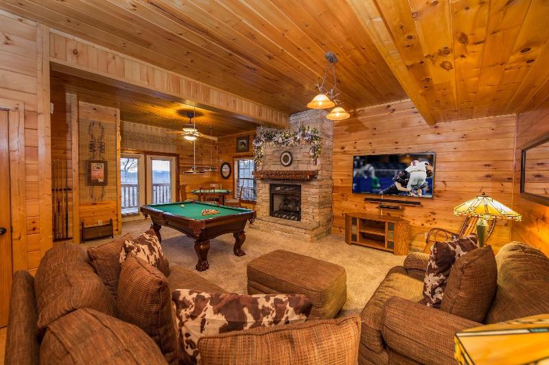 Psalm 2705 - Three Bedroom Cabin image