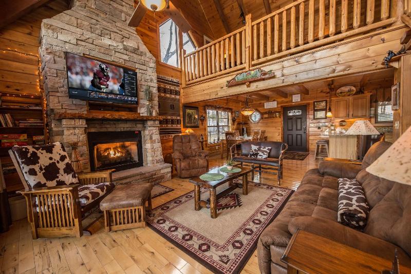Psalm 2705 - Three Bedroom Cabin image