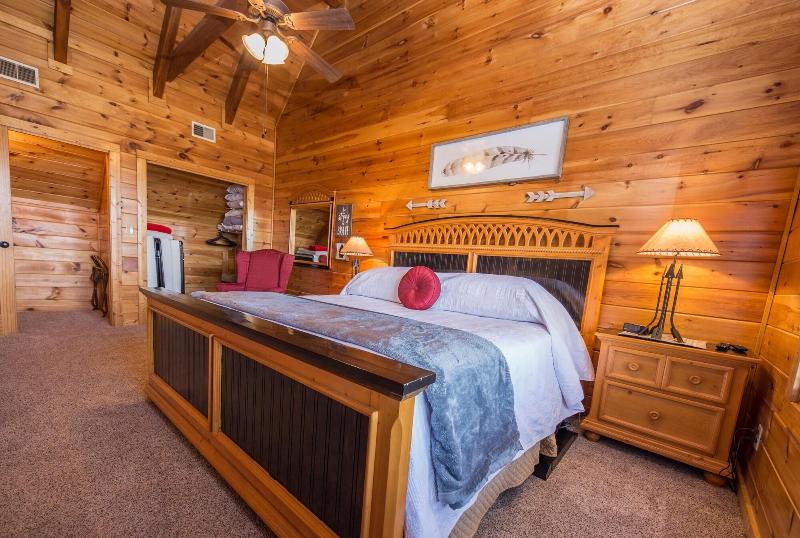 Psalm 2705 - Three Bedroom Cabin image