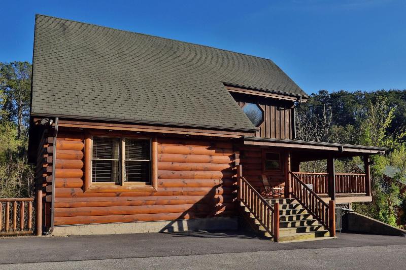 Amazing Grace - Two Bedroom Cabin image