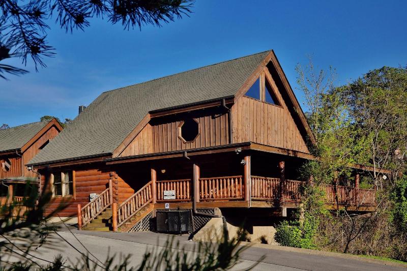 Amazing Grace - Two Bedroom Cabin image