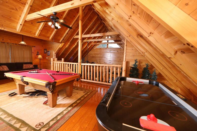 Amazing Grace - Two Bedroom Cabin image