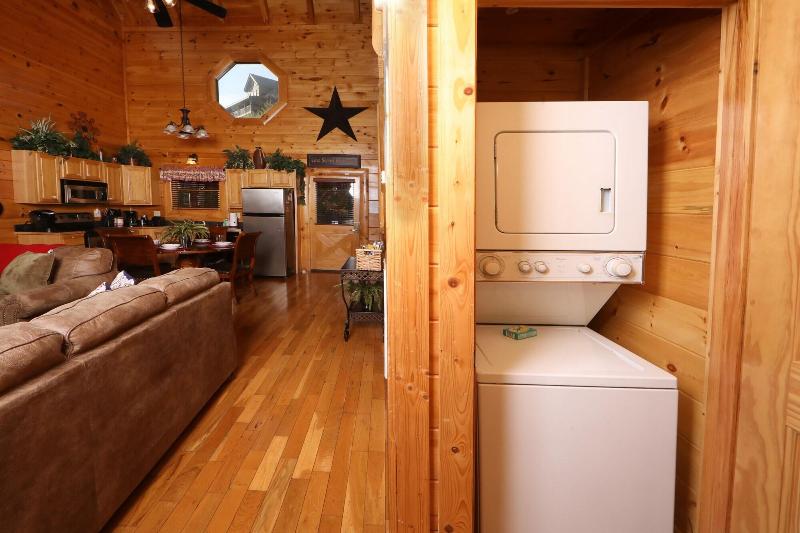 Amazing Grace - Two Bedroom Cabin image