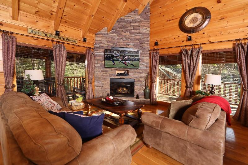 Amazing Grace - Two Bedroom Cabin image