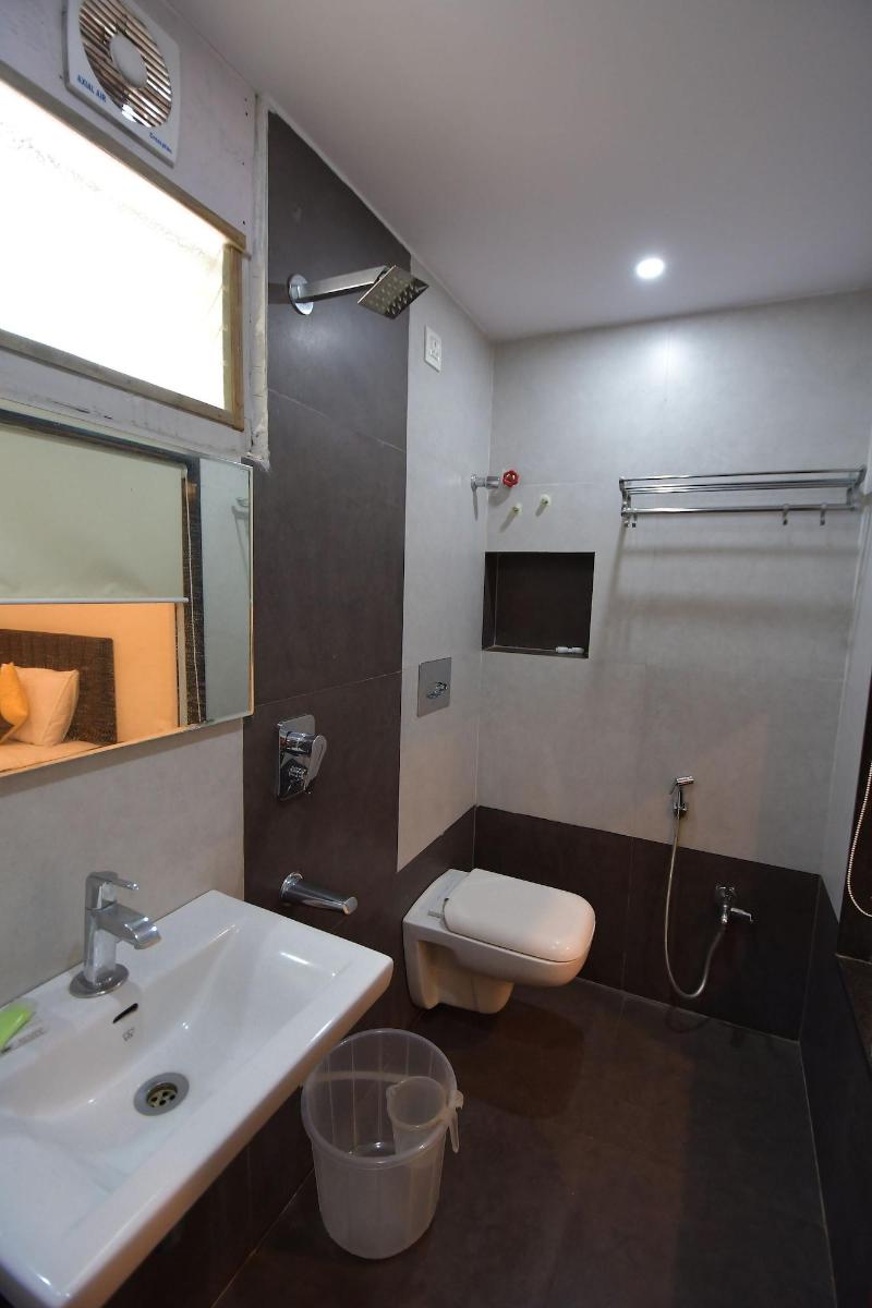 sri maharaja inn — photo 7