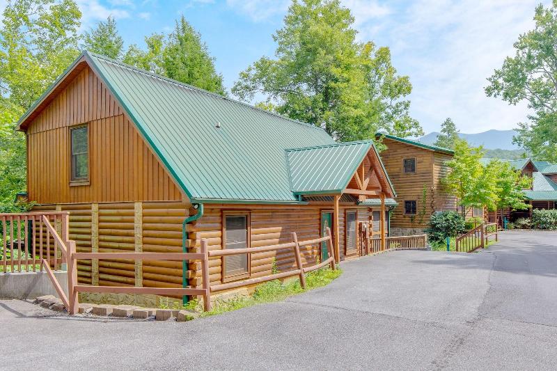 Gentle Bens Den by Jackson Mountain Homes