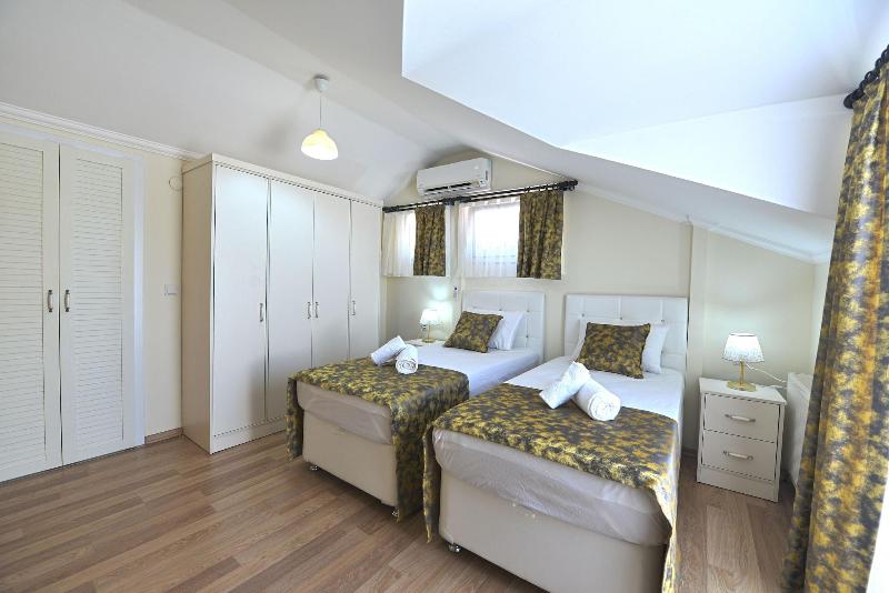 Ozgur City Residence image