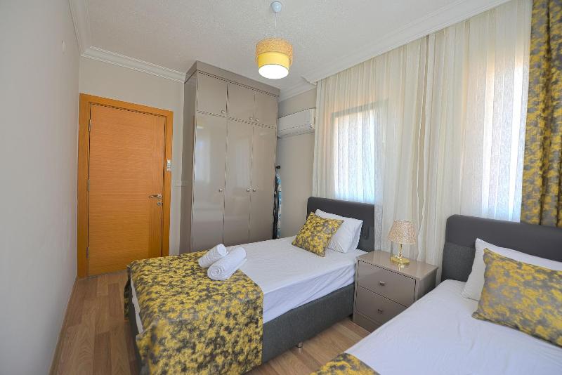 Ozgur City Residence image
