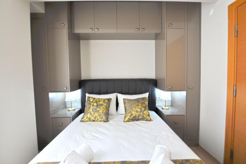 Ozgur City Residence image