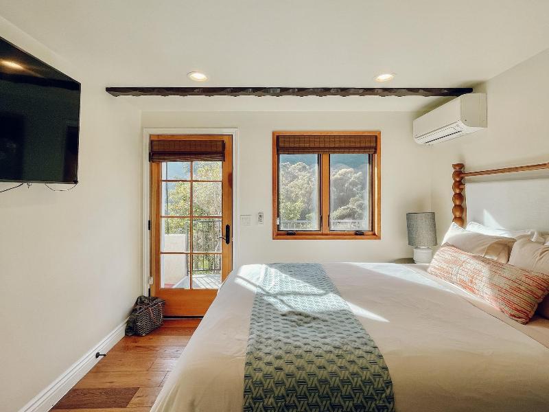 Zane Grey Pueblo Hotel image