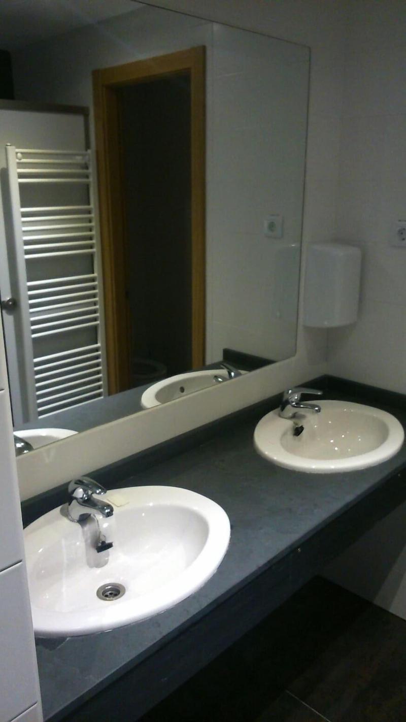 Albergue El Rebezo image