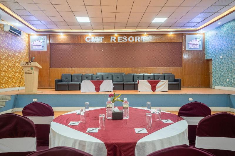 Chitwan Midtown Resort image