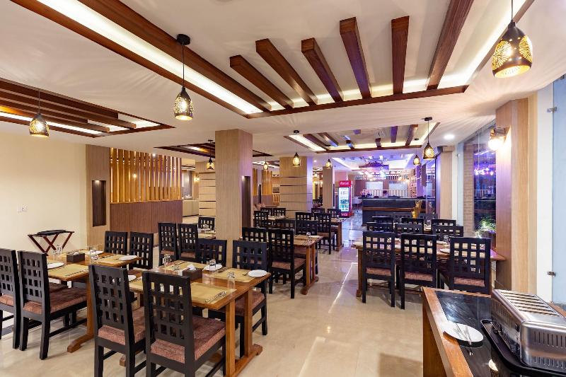 Chitwan Midtown Resort image