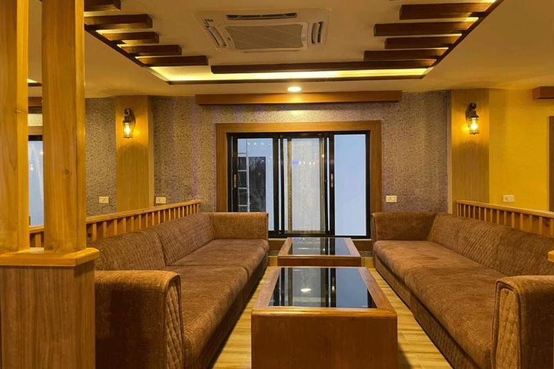 Chitwan Midtown Resort image