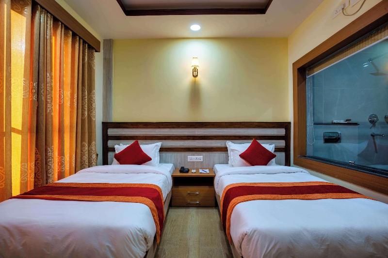 Chitwan Midtown Resort image