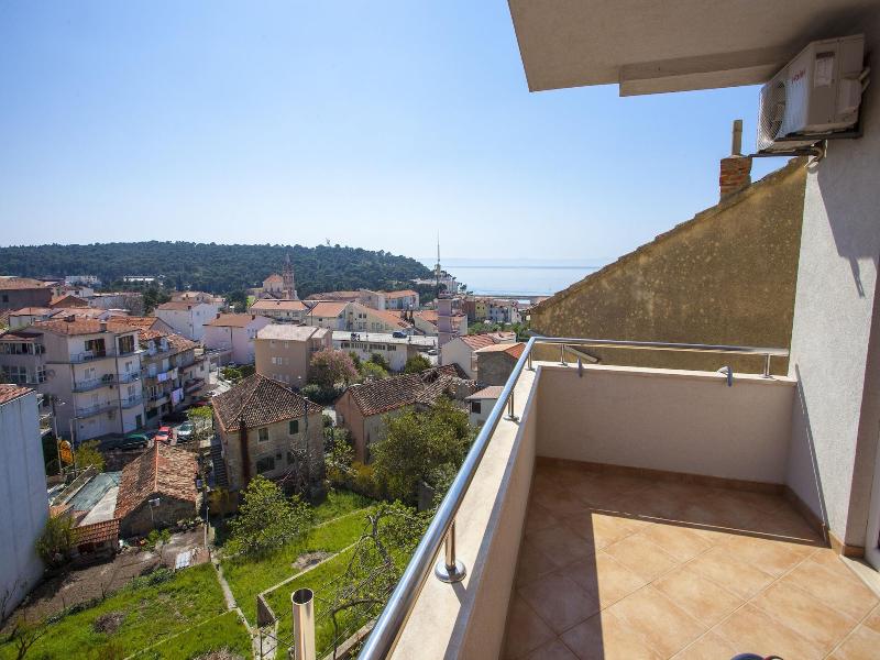Apartments & Rooms Alagic image