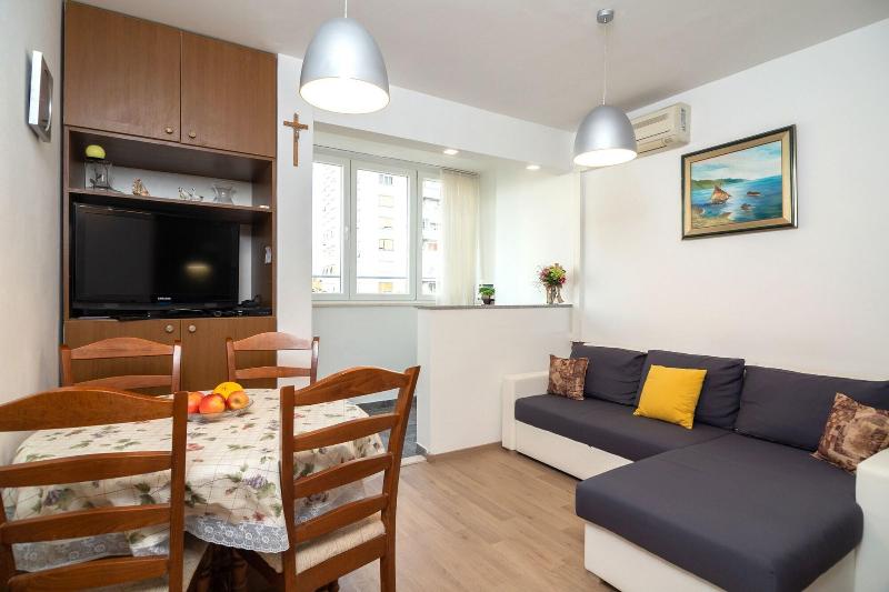 Apartment Anica image