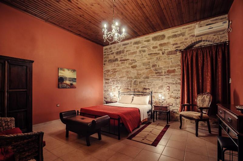 Mouzaliko Guesthouse Mansion image