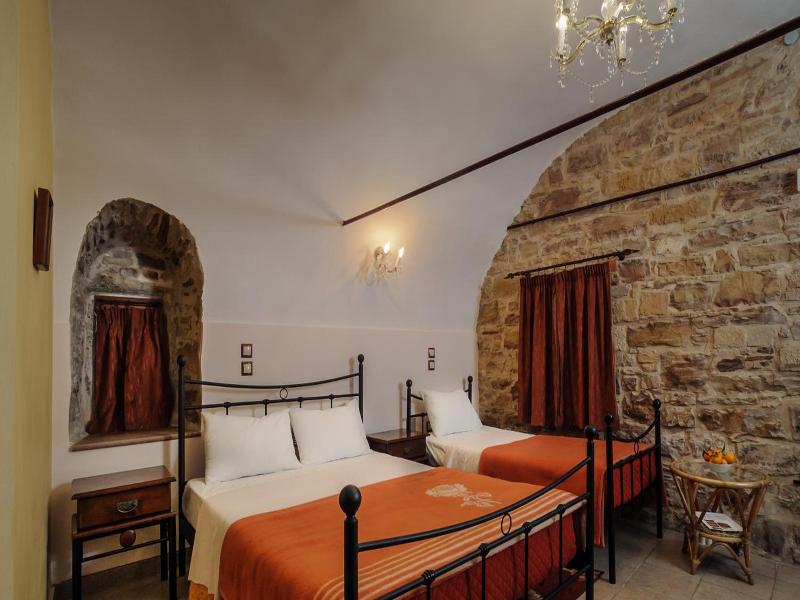 Mouzaliko Guesthouse Mansion image