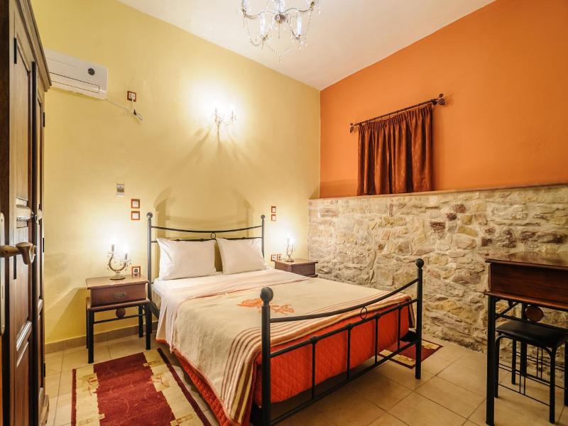 Mouzaliko Guesthouse Mansion image
