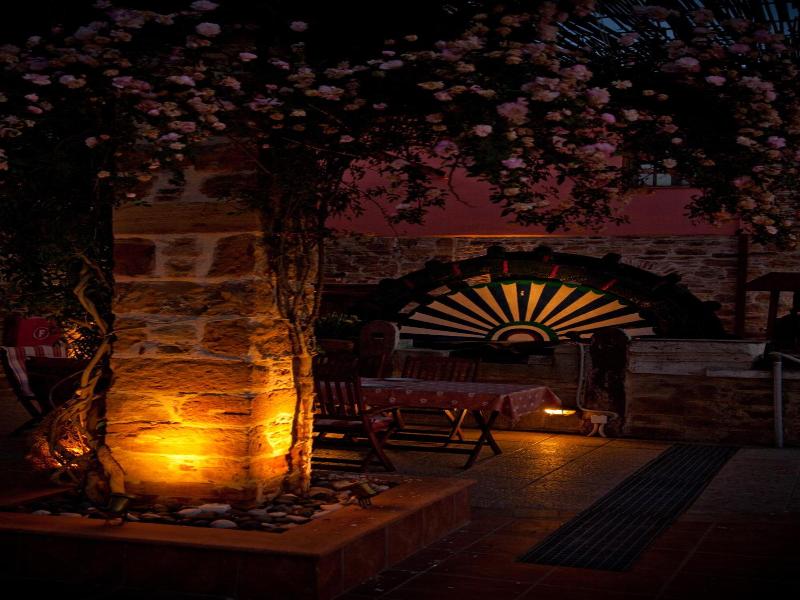 Mouzaliko Guesthouse Mansion image