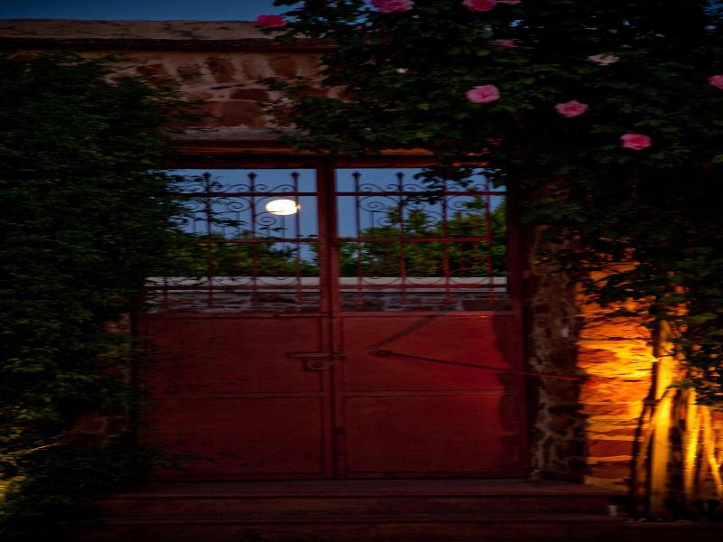 Mouzaliko Guesthouse Mansion image
