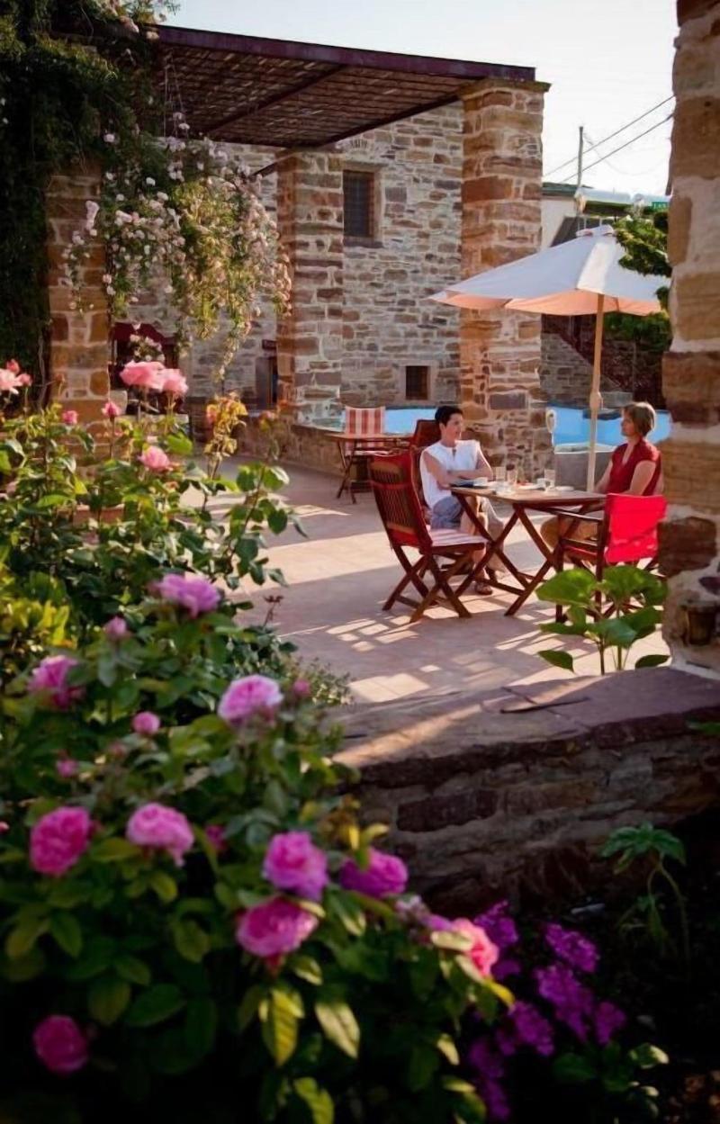 Mouzaliko Guesthouse Mansion image
