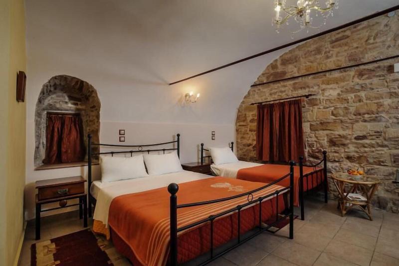 Mouzaliko Guesthouse Mansion image