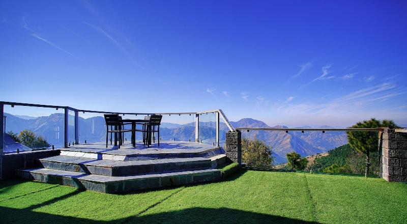 The Manor Luxury Service Apartments image