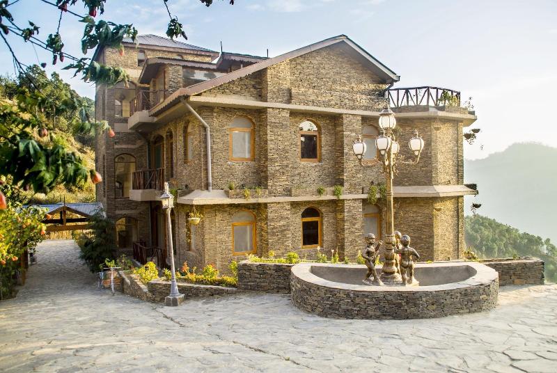 The Manor Luxury Service Apartments image