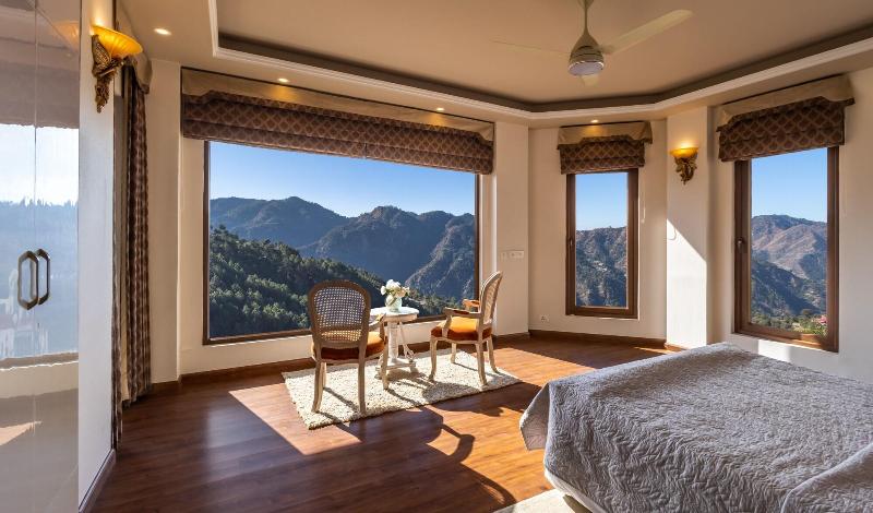 The Manor Luxury Service Apartments image