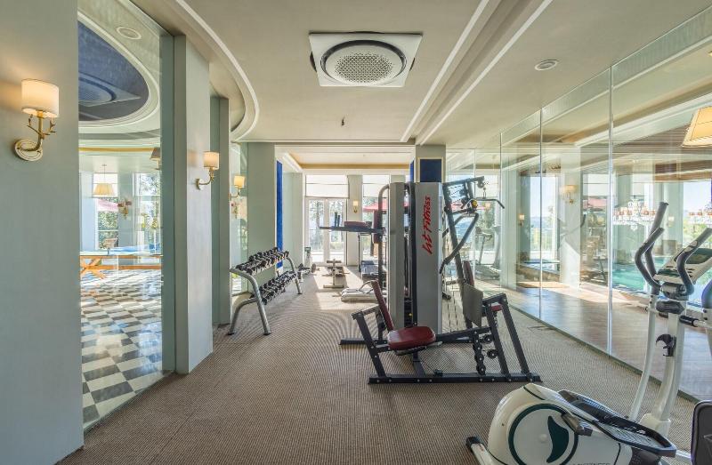 The Manor Luxury Service Apartments image