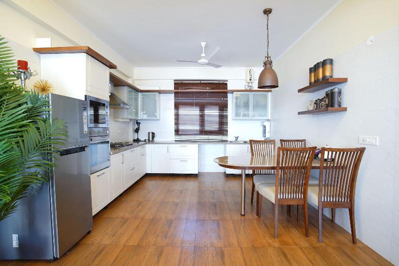 The Manor Luxury Service Apartments image