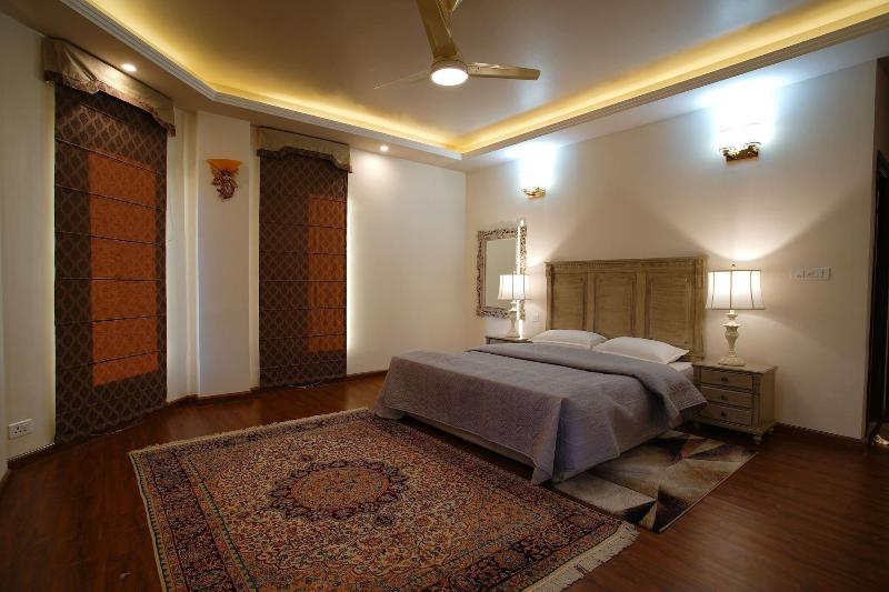 The Manor Luxury Service Apartments image