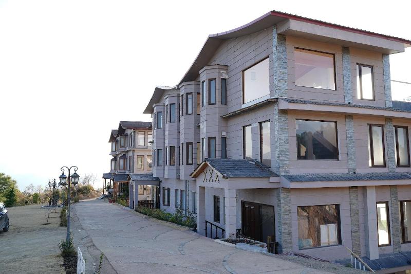 The Manor Luxury Service Apartments image