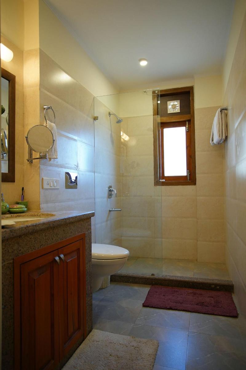 The Manor Luxury Service Apartments image