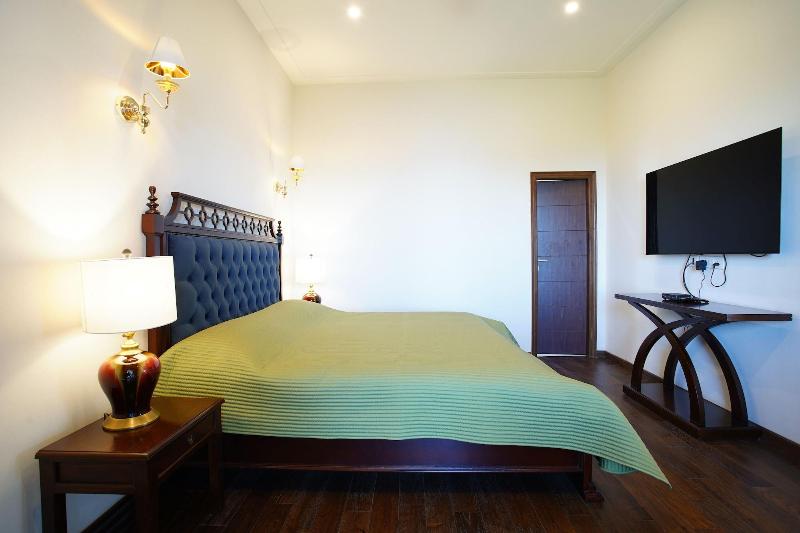 The Manor Luxury Service Apartments image