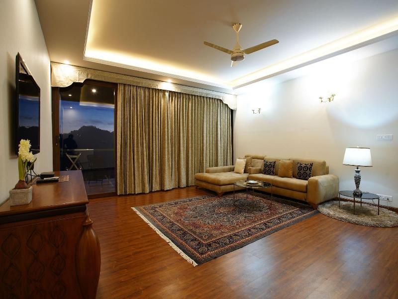 The Manor Luxury Service Apartments image