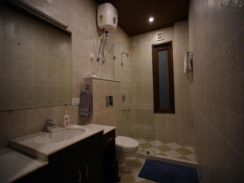 The Manor Luxury Service Apartments image