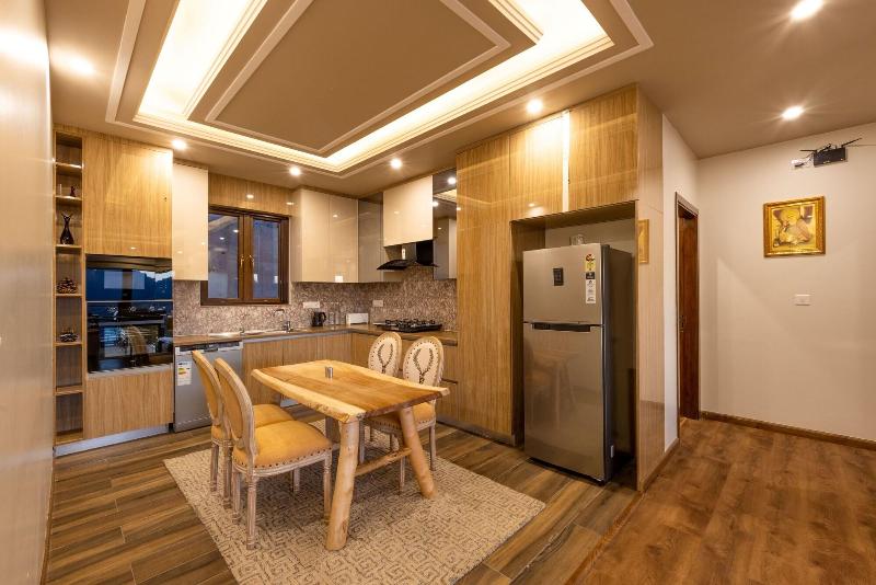 The Manor Luxury Service Apartments image