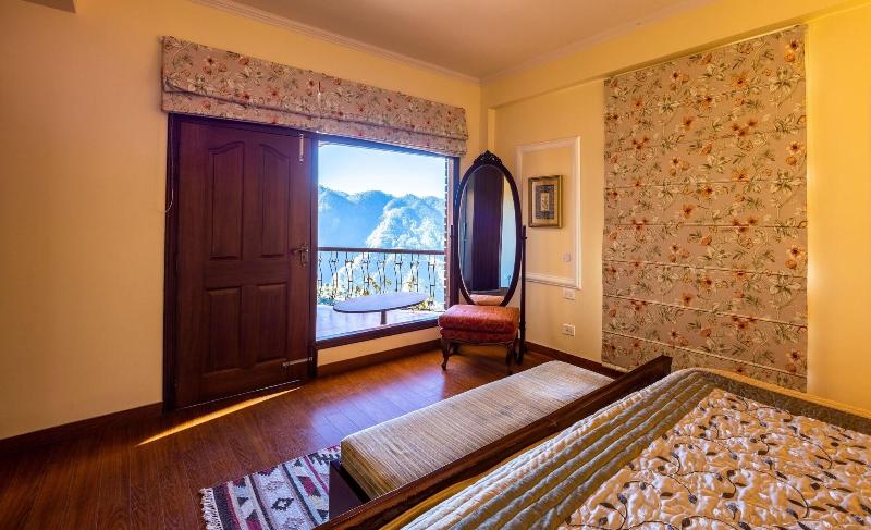 The Manor Luxury Service Apartments image