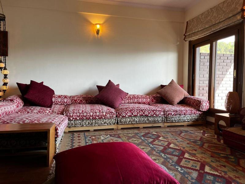 The Manor Luxury Service Apartments image