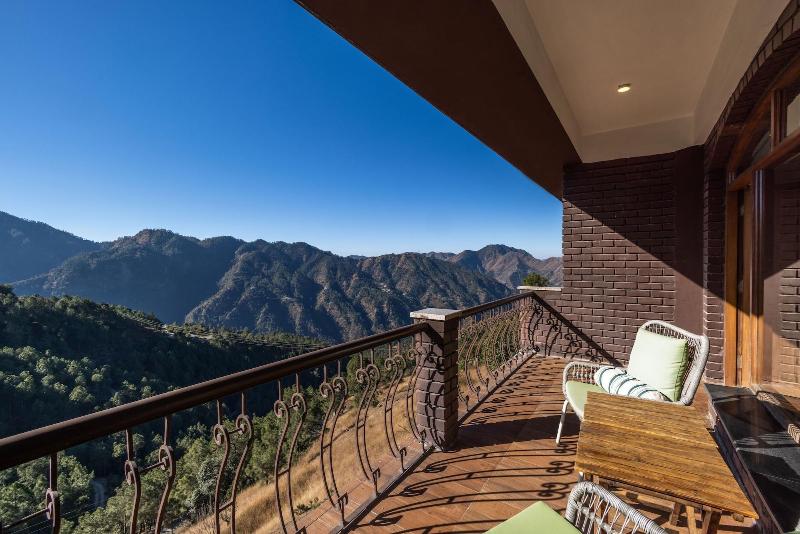 The Manor Luxury Service Apartments image